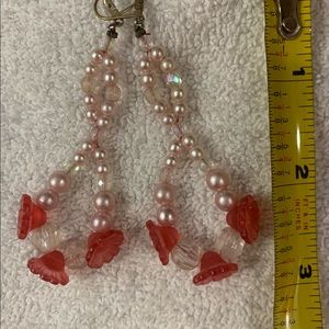 Floral Faux-Pearl Earrings 🌹